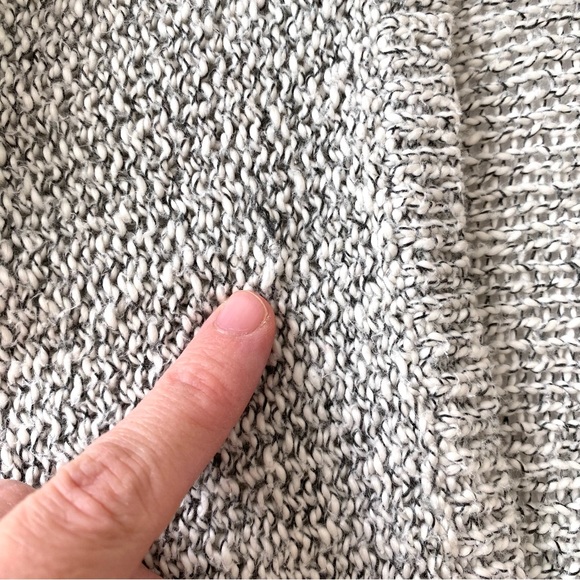 ARITZIA COMMUNITY XXS Ionic Cape Oversized Chunky Shortsleeved Sweater - Picture 9 of 16